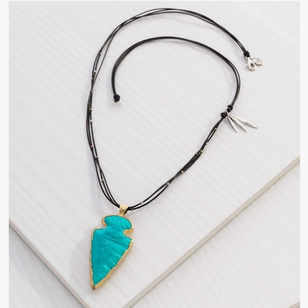N3249 Silpada Arrowhead Pendant long necklace 28" .925